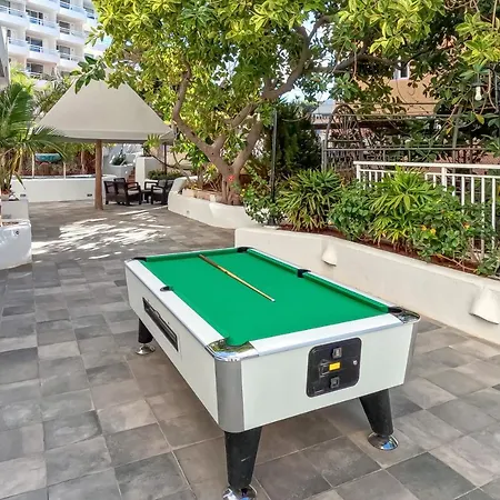 Amazing Spacious 1 Bedroom Flat With Ocean View, 311, Ponderosa