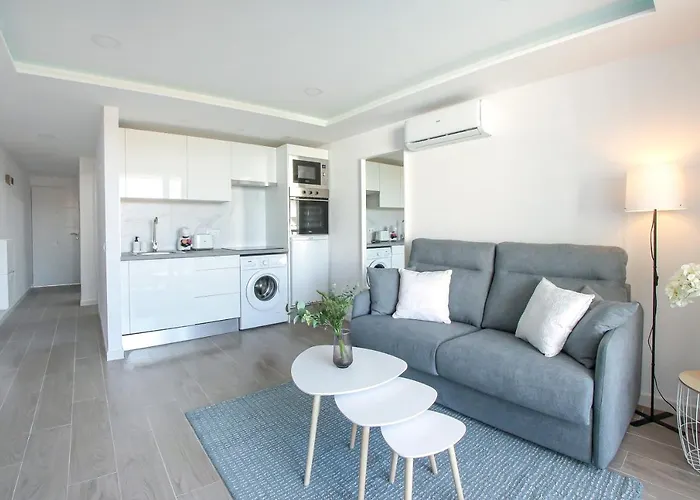 Amazing Spacious 1 Bedroom Flat With Ocean View, 311, Ponderosa *