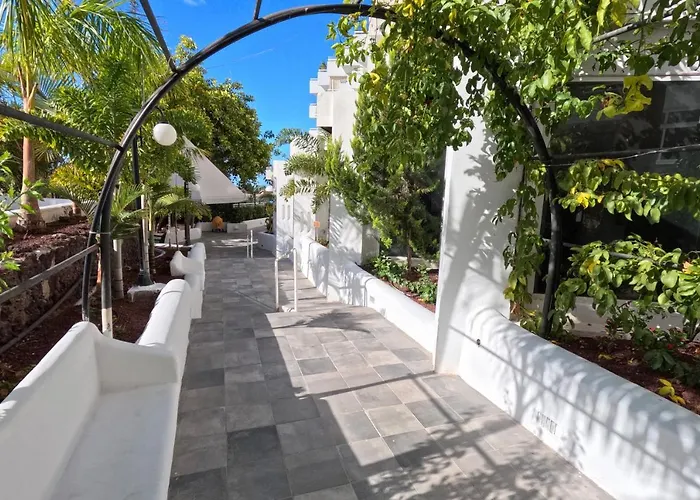 Tatil Evi Amazing Spacious 1 Bedroom Flat With Ocean View, 311, Ponderosa Playa Feñabe