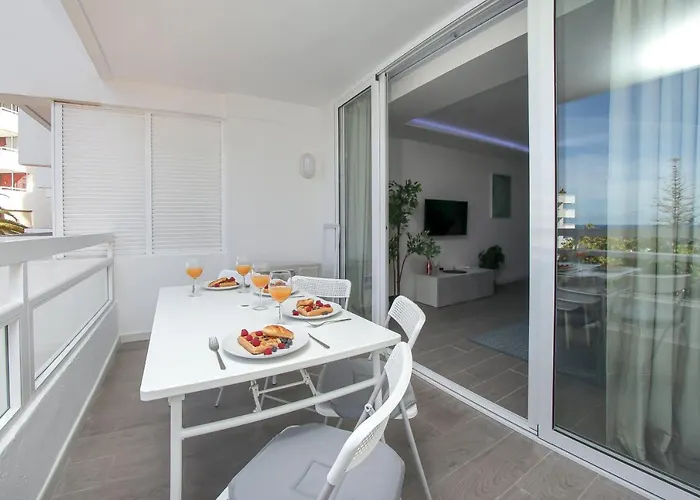 Tatil Evi Amazing Spacious 1 Bedroom Flat With Ocean View, 311, Ponderosa *