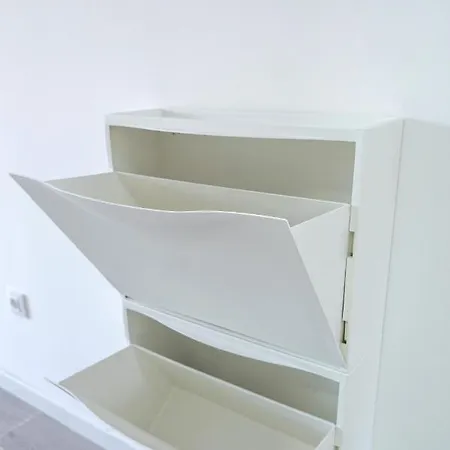 Amazing Spacious 1 Bedroom Flat With Ocean View, 311, Ponderosa *